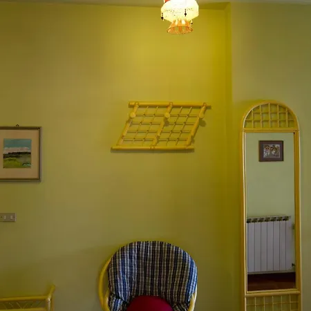 לינה וארוחת בוקר Albachiara *